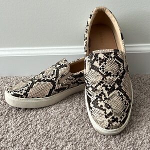 Old navy slip ons snakeskin print size 8